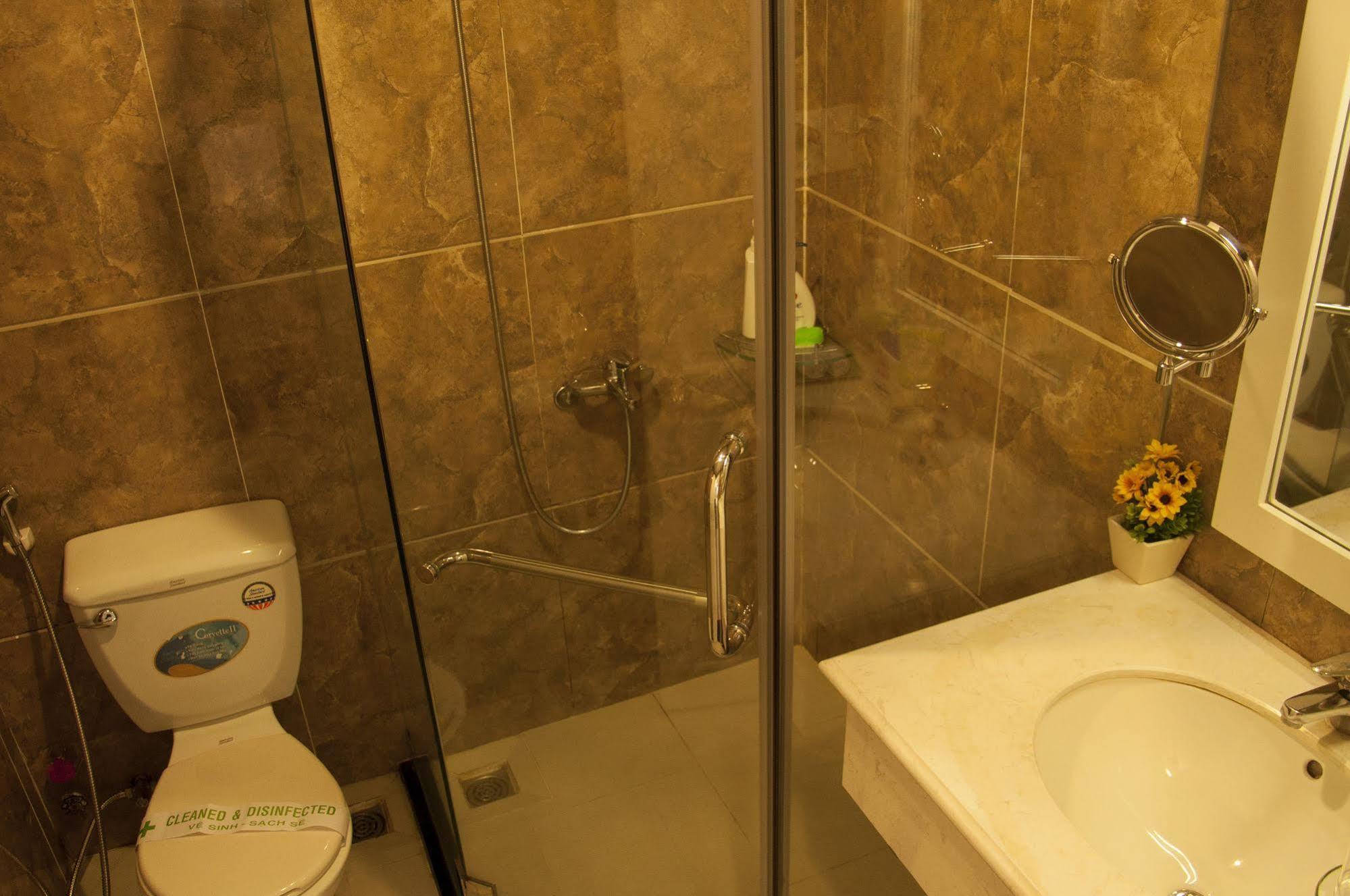 A25 Hotel - 274 De Tham Ho Chi Minh City Bagian luar foto